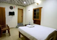 Retreat Villa - Condos