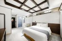 Gunsan Hera Self Check-in Motel - ที่มีที่จอดรถ