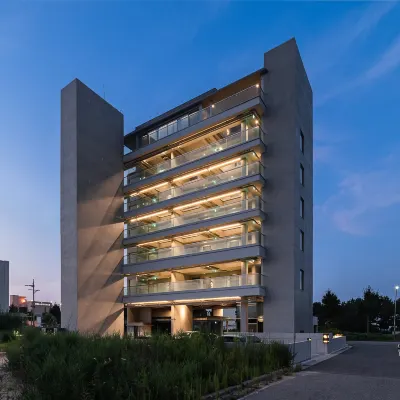 Calmingstay Hotels near Hajodae