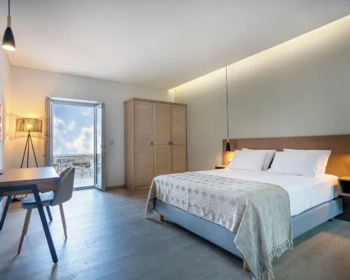 Armantanis Luxury Suites Hotels in Itilo