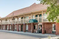 Quality Inn - 2-Star