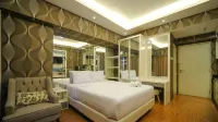 Comfy Studio Connected to Mall at Tanglin Supermall Mansion Apartment By Travelio
