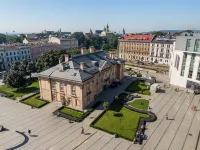 Central Palace - Homestays