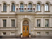 Grand Chajkovskij Hotel 크레스티 프리즌 주변 호텔