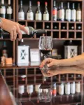 Delvino Boutique Hotel - Quầy Bar