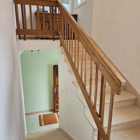 Oleander, Three-Bedroom Apartment in Trogir