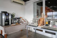 Logis Hôtel le Relais - breakfast