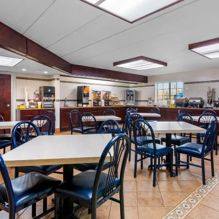 Days Inn by Wyndham Minot