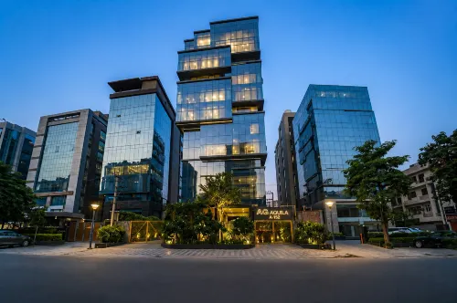 Aquila Grand Suites - Noida Sector 136