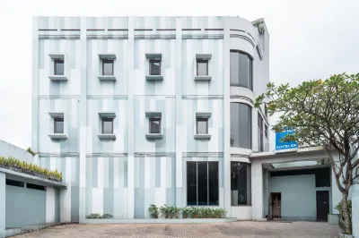 Rehat at Sentra Inn Bandung فنادق في 
