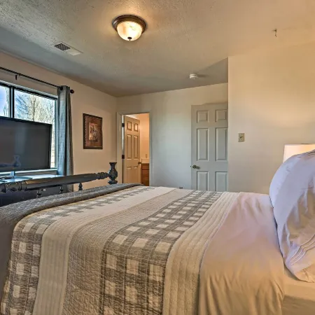'The Eagar House' White Mountains Gem w/ Views! Hotéis em Apache County