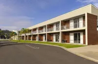 Beachside Resort Whitianga Отели в г. 