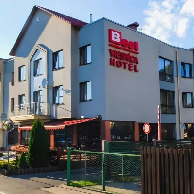 Hotel Best with Free Parking Отели рядом с достопримечательностью «Биерини»
