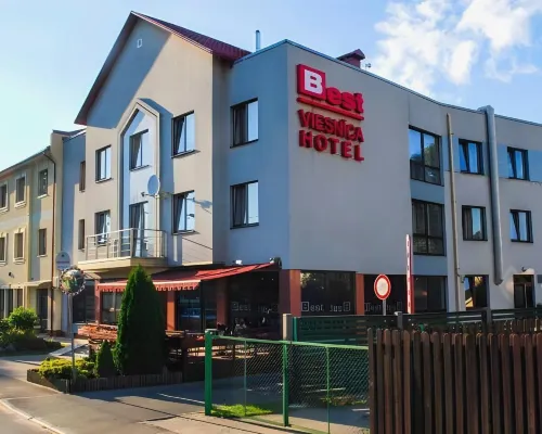 Hotel Best with Free Parking Отели рядом с достопримечательностью «Золитуде»