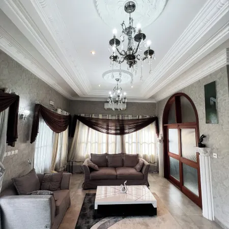 MB PRESTIGE LIVING