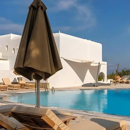 Poseidon Hotel Suites