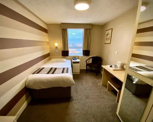 Doric Hotel Hotels near Central Beach