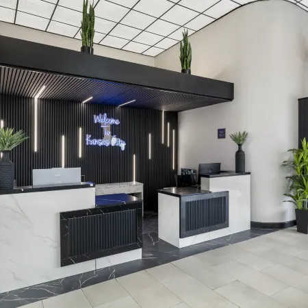 Red Lion Inn & Suites Kansas City