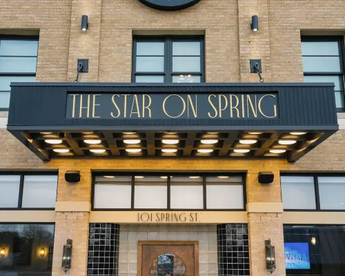 The Star on Spring Hotels in Springdale