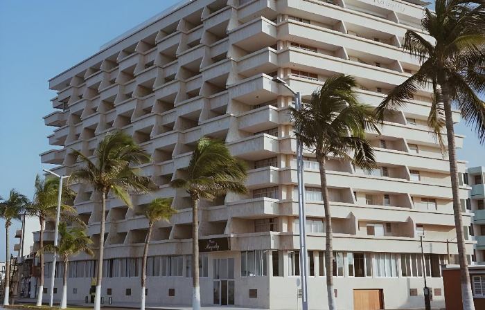 Hotel Royalty
