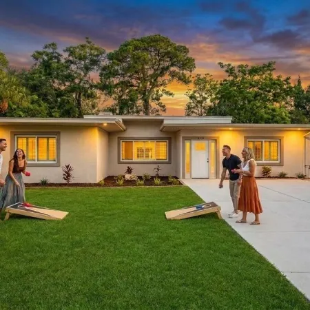 Sun-Soaked & Heated Pool Home - Minutes to Siesta Key