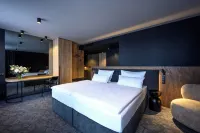 Harmony Club Hotel