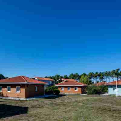 Le Domaine des Grands Lacs M48h Hotel Exterior
