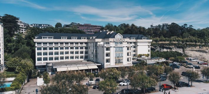 Hotel Chiqui Hotels in Santander