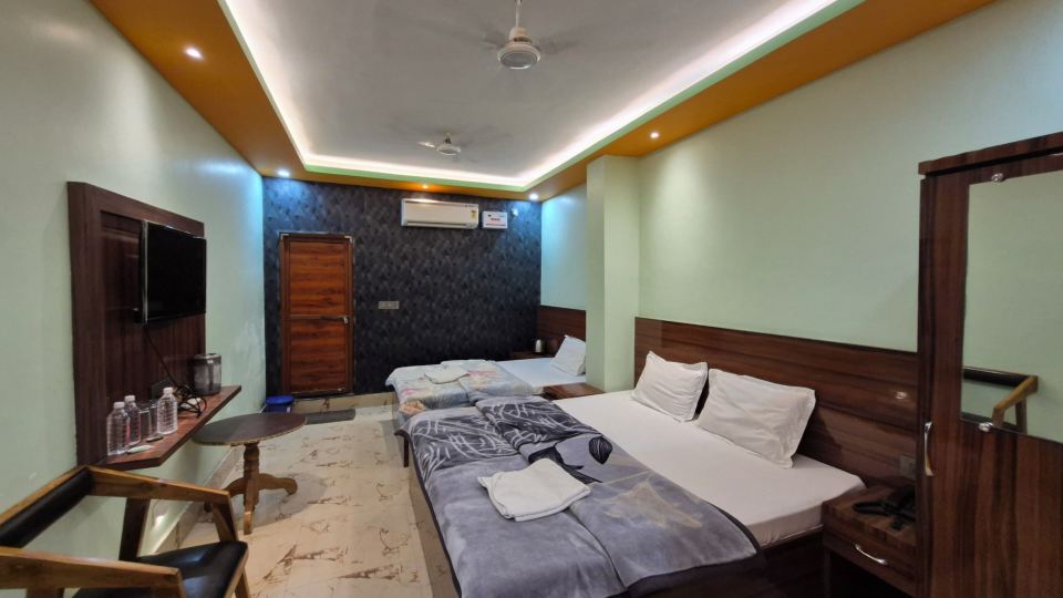 Siyaram Kunj Hotel
