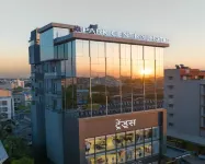 Park Central Hotel - balcony