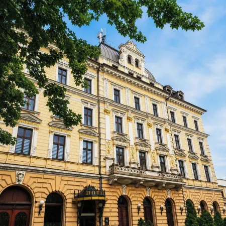 Hotel President