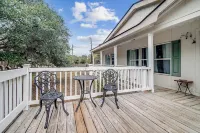 Canyon Lake-sweet Retreat - balcony