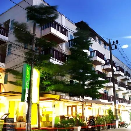 My Hotel Phuket Отели рядом с достопримечательностью «Кабаре Paradise Complex Patong»