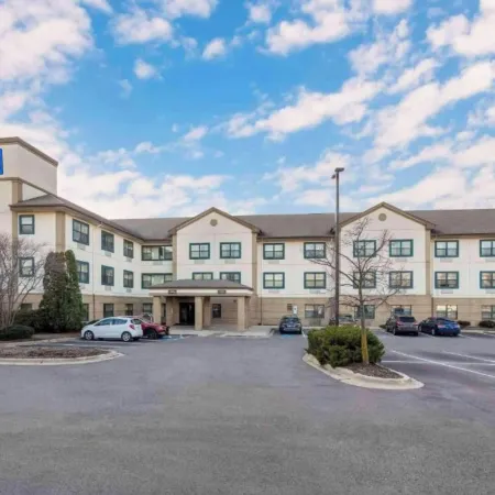 Motel 6 Suites Chicago Lisle IL