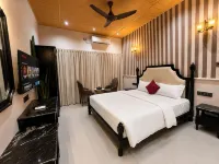 Guru Shikhar Heights - Highest Hotel in Mount Abu 5700 Feet - Bergblick