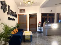 Jasmin A Luxury Stay - Bed and Breakfasts