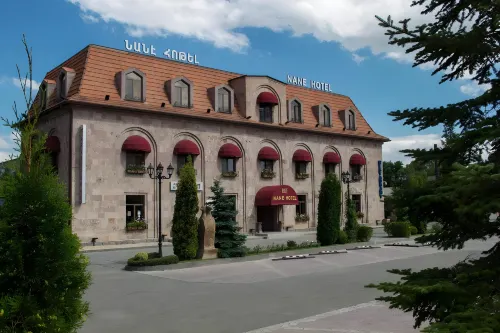 Nane Hotel - 4-Star