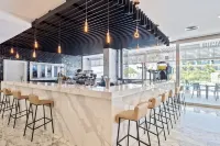 โรงแรมเบสท์ปุนตาดอราดา - ที่มีบาร์