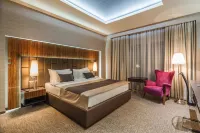 Sky Blue Hotel & Spa - 5-Star