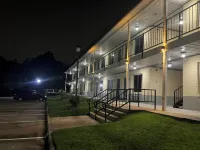A Red Dot Inn Milledgeville - 2-Star
