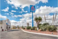 Motel 6 Van Horn, TX - Pet friendly