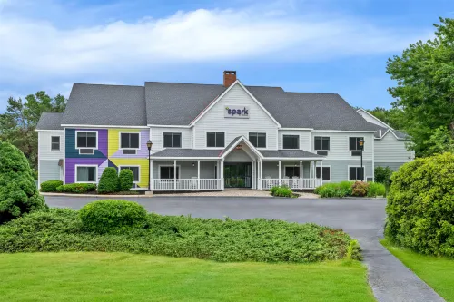 Spark by Hilton Brunswick - 3 stjerner
