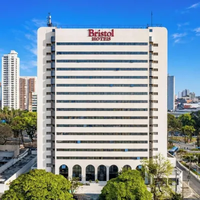 Bristol International Airport Hotel - Guarulhos リパブリカ周辺のホテル