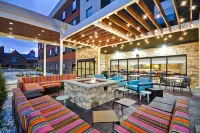 Home2 Suites by Hilton - Carbondale - Parkering