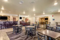 Cobblestone Inn & Suites - Bridgeport - Bar