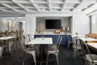 Capitol Hill Hotel - pet friendly