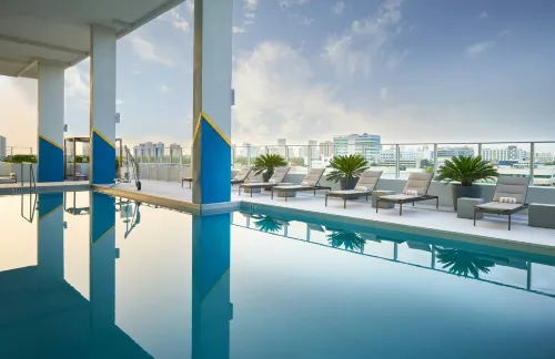 Serena Hotel Aventura Miami, Tapestry Collection by Hilton - parking
