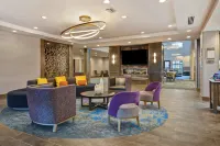 Homewood Suites by Hilton Orange New Haven - Pools