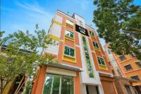 Deluxe With Twin Bed Ayush Villa - Bungalows