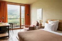 Rooms Hotel Kazbegi - 5 ดาว
